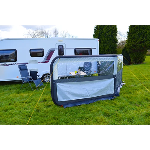 Maypole 3 Panel Inflatable Windbreak MP9526 7 Maypole 3 Panel Inflatable Windbreak MP9526 - Image 5