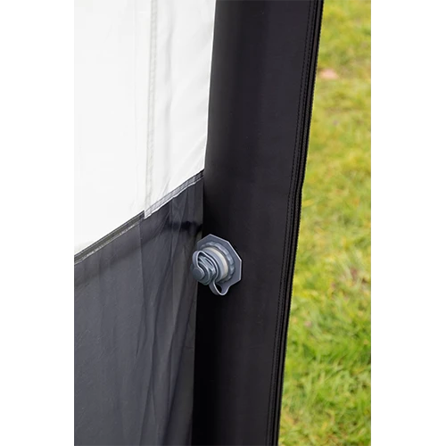 Maypole 3 Panel Inflatable Windbreak MP9526 9 Maypole 3 Panel Inflatable Windbreak MP9526 - Image 7