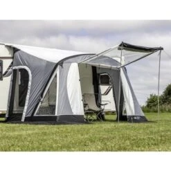 Sunncamp Swift AIR 325 SC SF2027 8 Sunncamp Swift AIR 325 SC SF2027 -Camping Haven Shop sunncampswiftair325scfrontup compressor 1